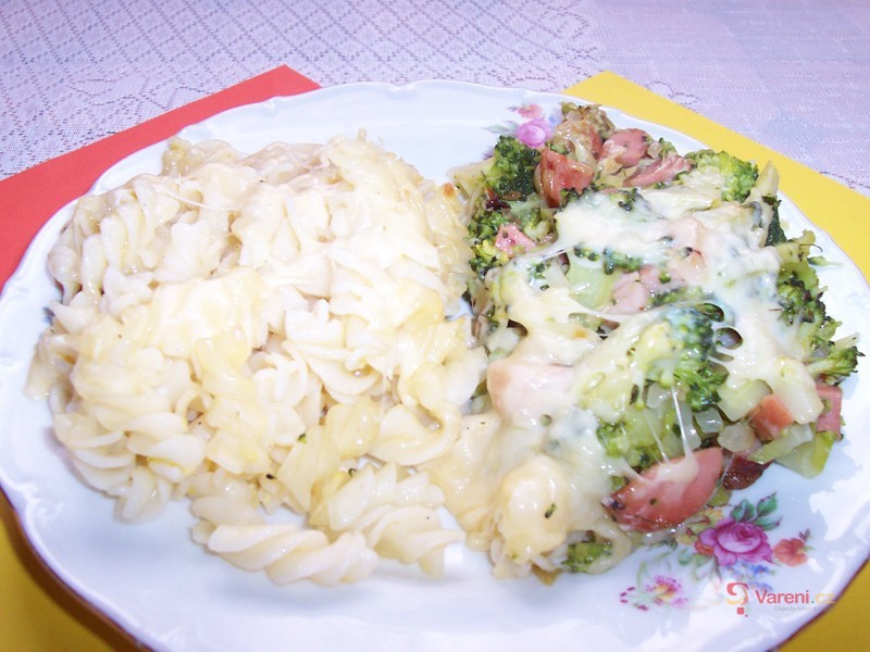 Brokolice s těstovinami