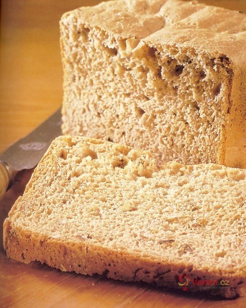 Grahamový chléb z pekárny
