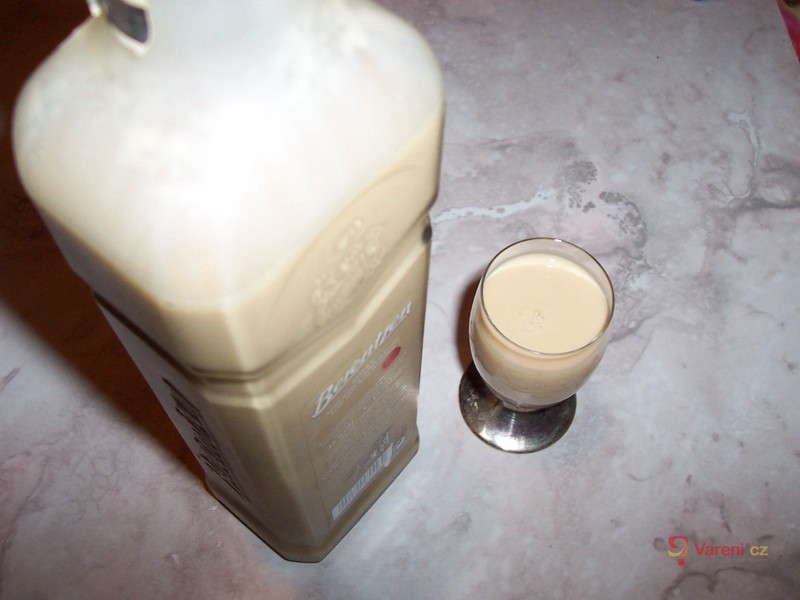 Banánový likér - fotografie 2