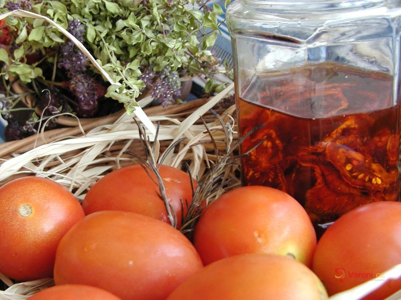 Sušená rajčata v oleji
