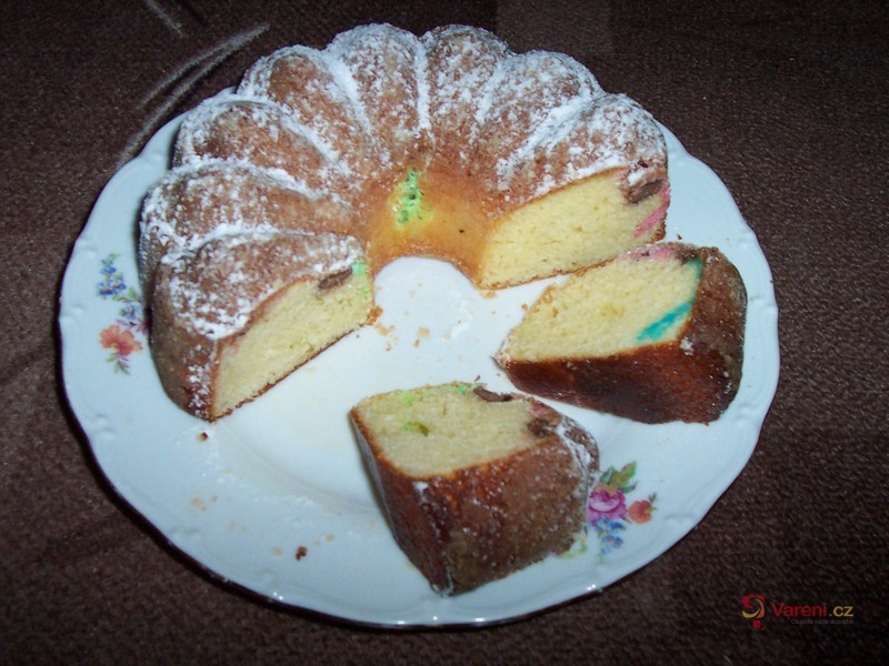 Bábovka z pomazánkového másla - fotografie 2