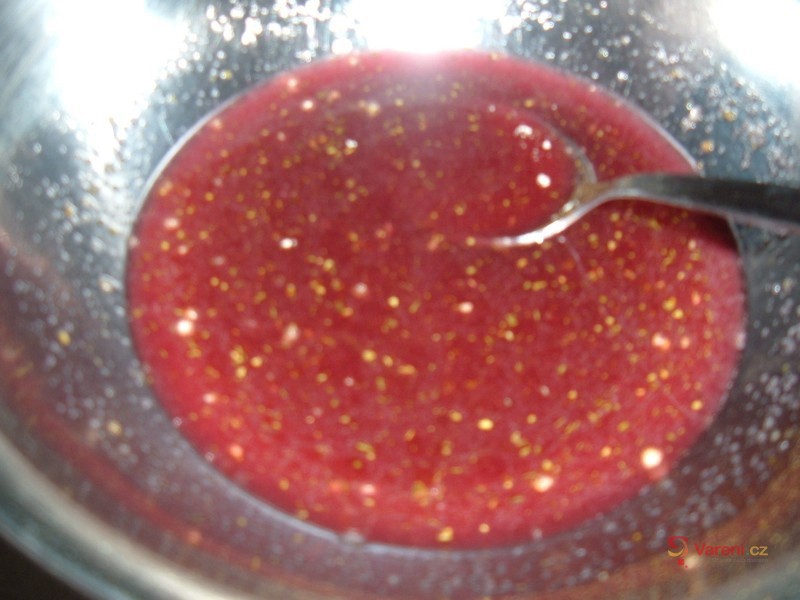 Tuňák v medové marinádě na žampionech - fotografie 2