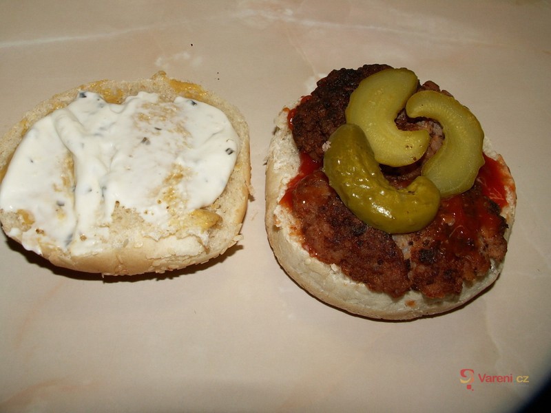 Hamburger originál - fotografie 2
