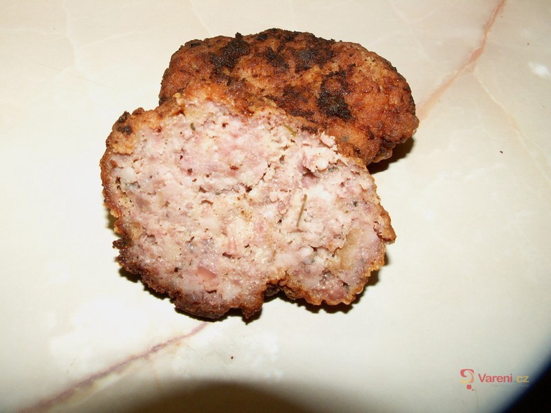 Hamburger originál - fotografie 3