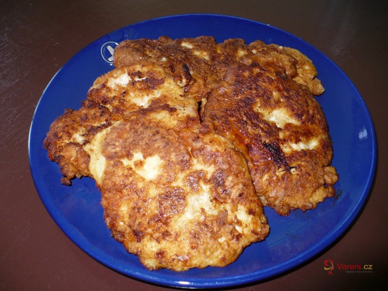 Kuřecí řízky v česnekovém těstíčku - fotografie 2