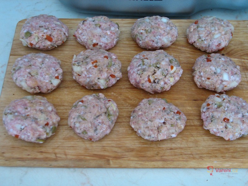 Olivové karbanátky - fotografie 4