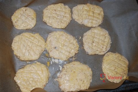 Pečené škvarkové placky - fotografie 3