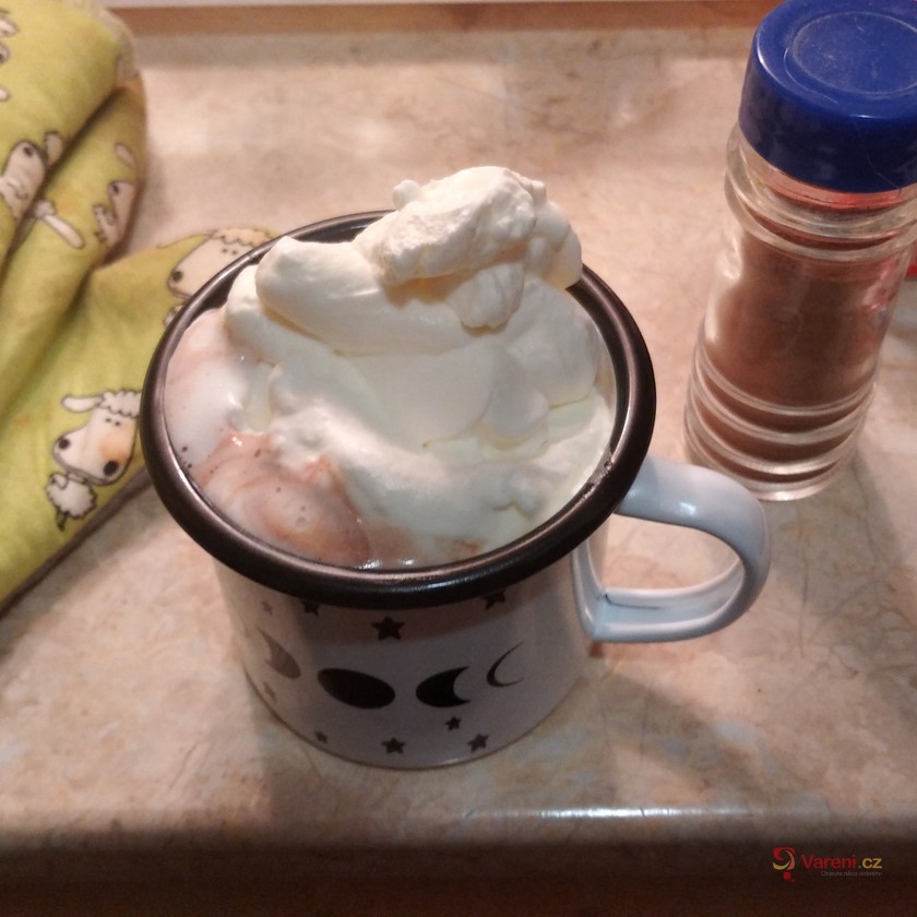 Vynikající horká čokoláda - fotografie 3