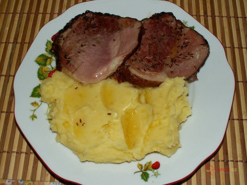 Uzené s bramborovou kaší - fotografie 3