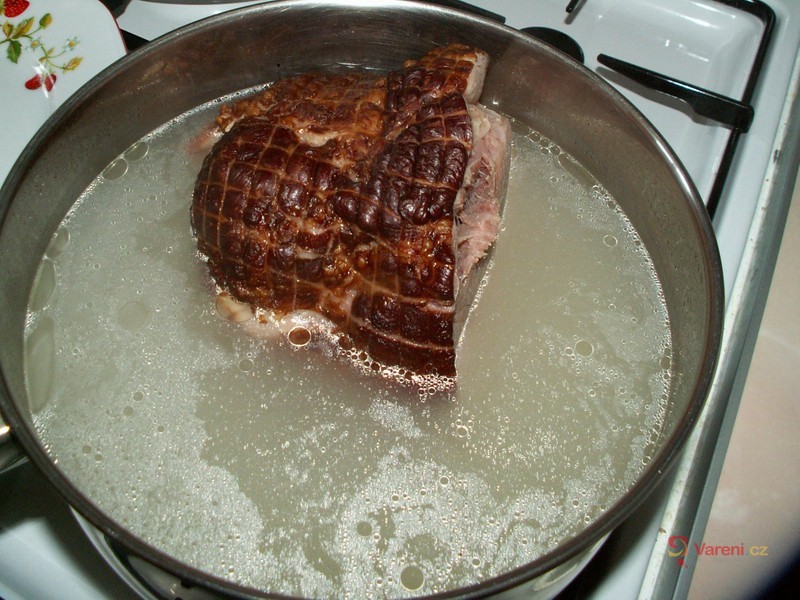 Polévka z uzeného masa - fotografie 3