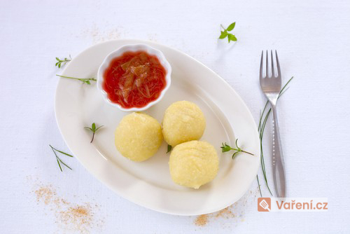 Tvarohové knedlíky s rebarborou