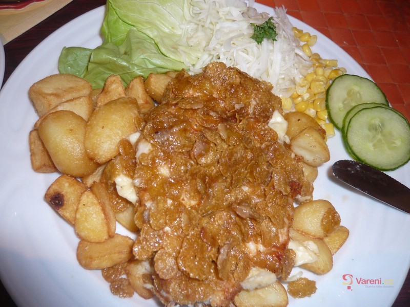 Řízek v kukuřičném těstíčku - fotografie 3