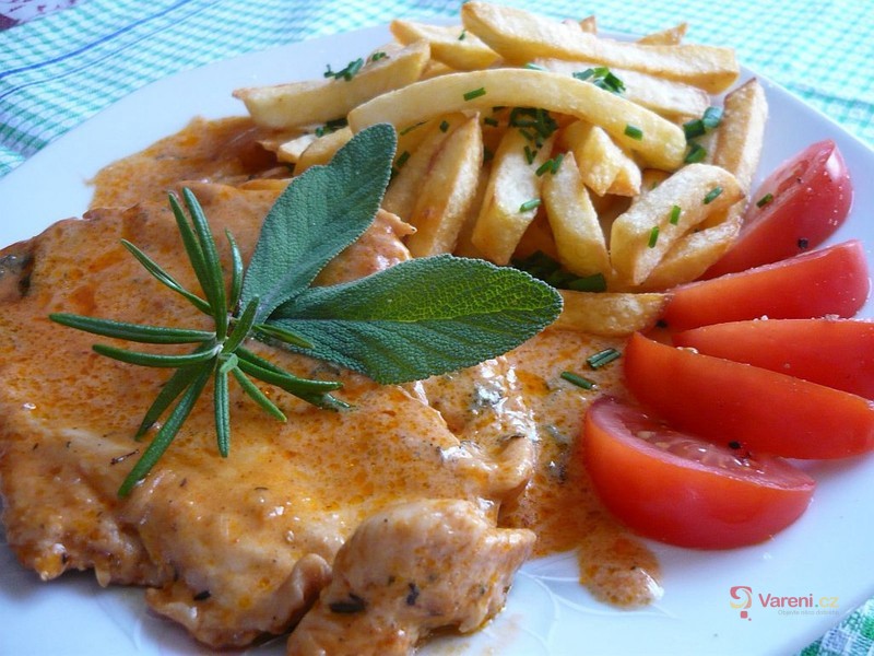 Kořeněné kuřecí plátky na smetaně - fotografie 2