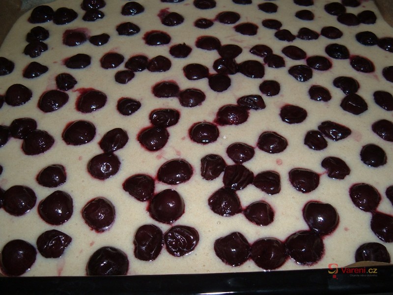 Bublanina s višněmi - fotografie 3