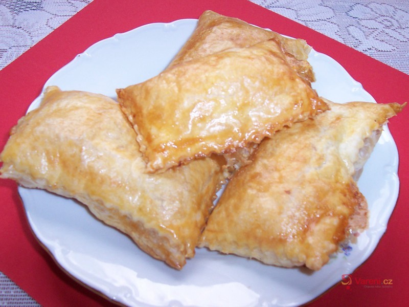 Kapsičky se šunkou a sýrem - fotografie 2