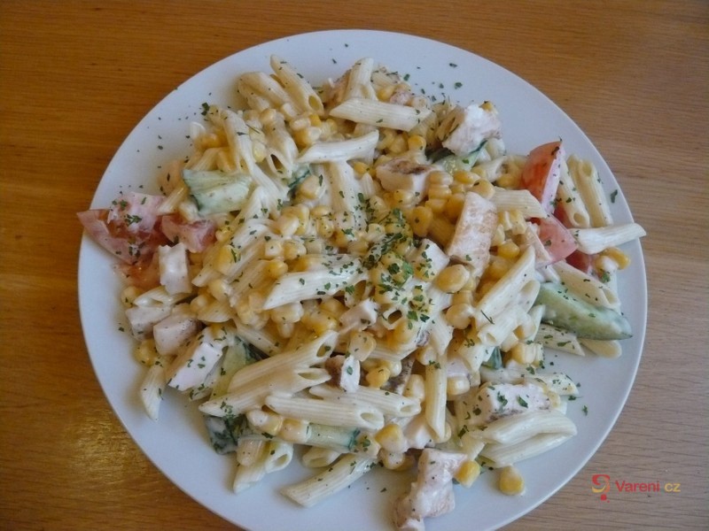 Těstovinový salát s kuřecím masem - fotografie 5