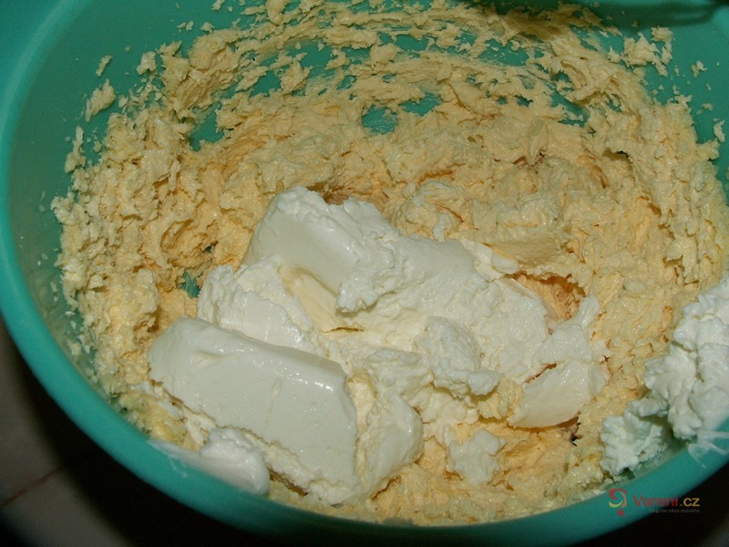 Tvarohová bábovka 2 - fotografie 2