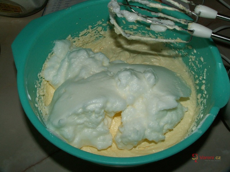 Tvarohová bábovka 2 - fotografie 3