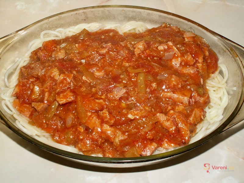 Zapečené špagety se sýrem - fotografie 5