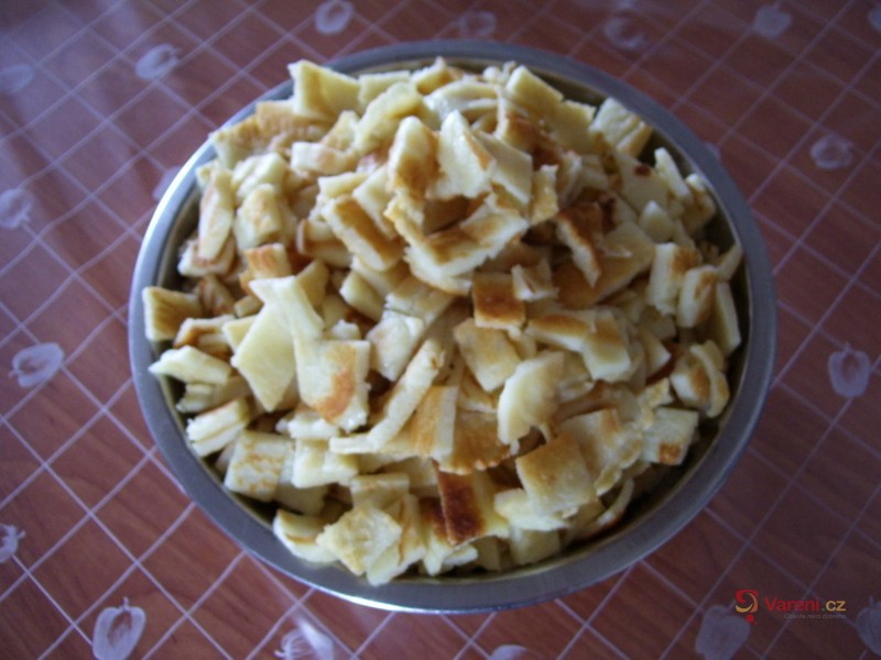 Zapražená polévka se svítkem - fotografie 3