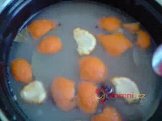 Křupavé kuře s kořením a pomerančem