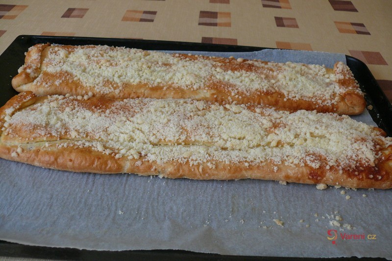Babiččin štrúdl s drobenkou - fotografie 2