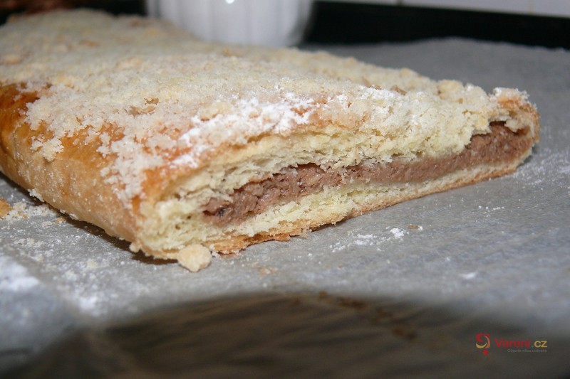 Babiččin štrúdl s drobenkou - fotografie 4