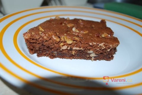 Koláč plný čokolády - fotografie 3