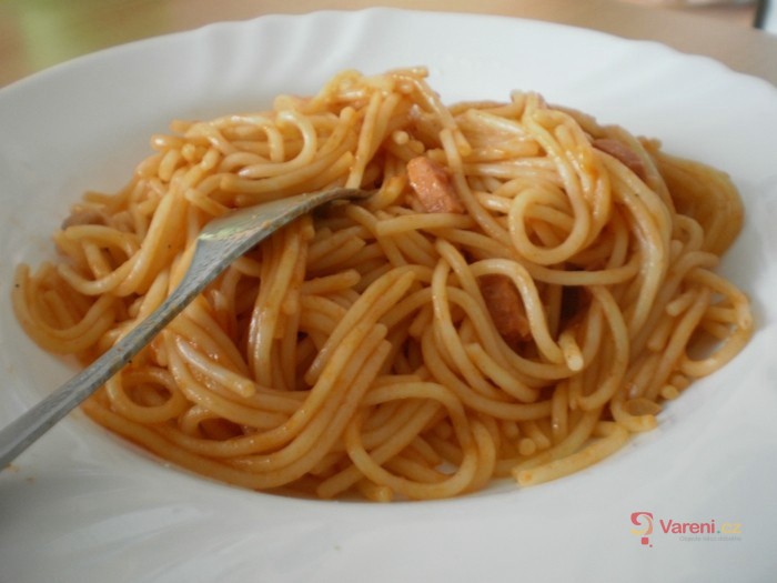 Špagety s rajskou omáčkou