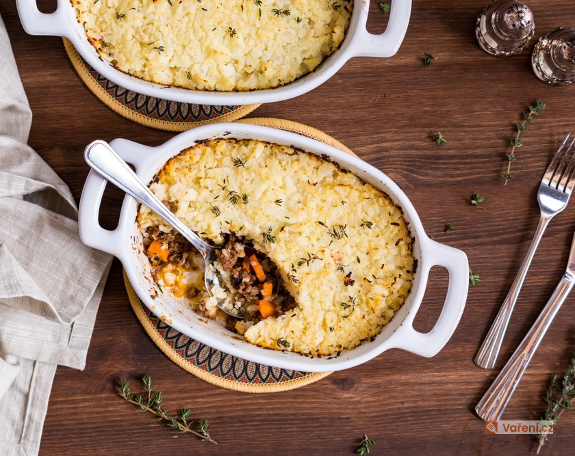 Zapečený květák s mletým masem