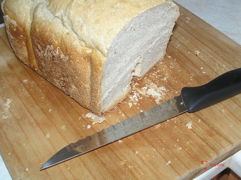 Domácí pivní chléb - fotografie 3