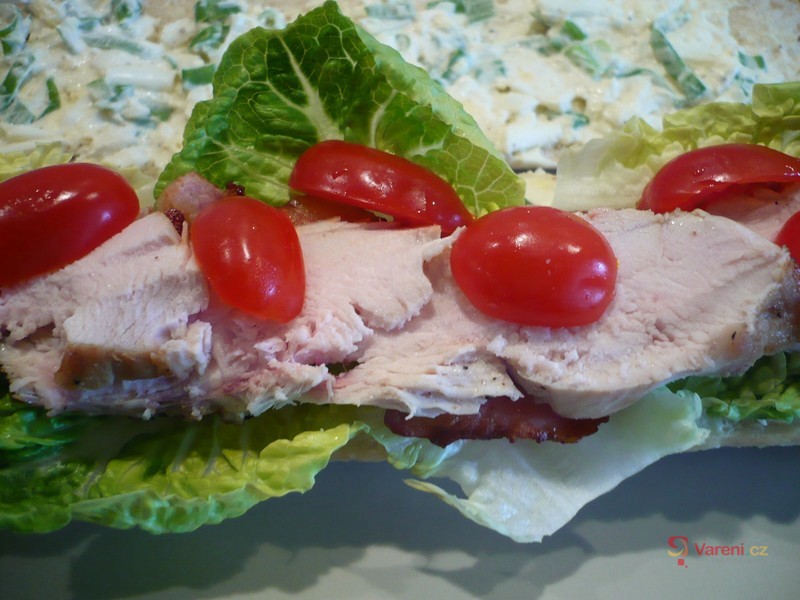 Plněná kuřecí bageta - fotografie 4