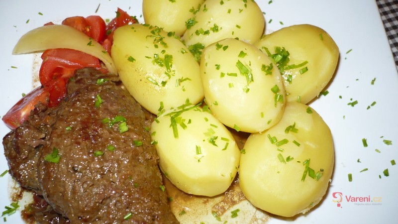 Hovězí závitky plněné zelenou paprikou - fotografie 4