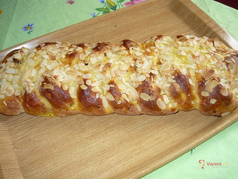 Tvarohovo-podmáslový cop - fotografie 3