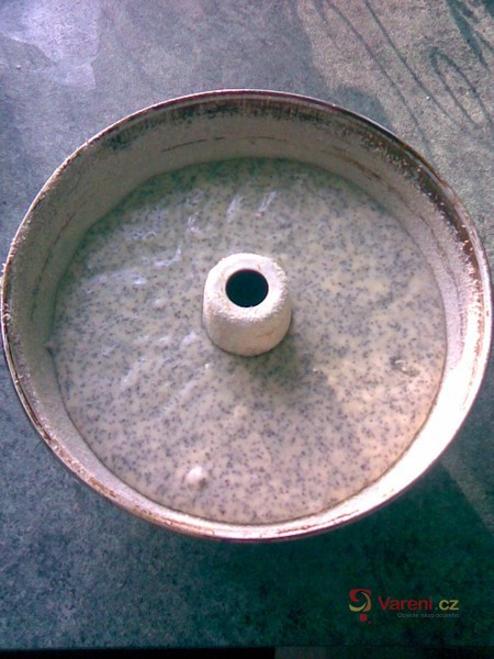 Rychlá bábovka z celého máku - fotografie 4