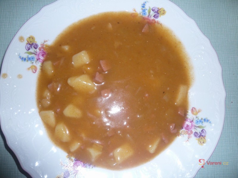 Bramborový guláš - fotografie 5