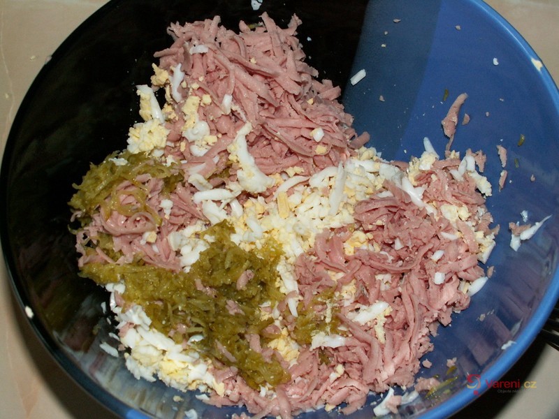 Vajíčková pomazánka se šunkou - fotografie 2