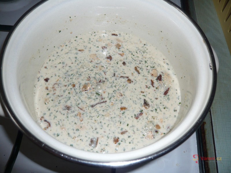 Smetanová houbová polévka - fotografie 2