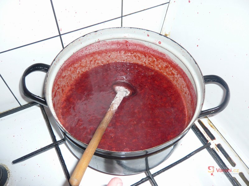 Jahodová marmeláda z domácí pekárny - fotografie 4