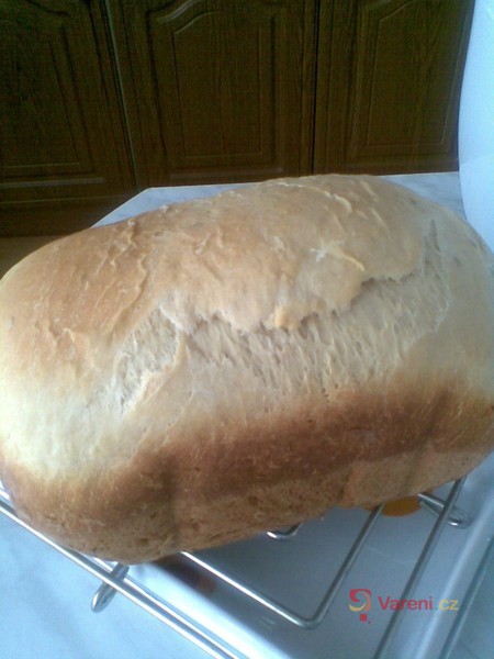 Kmínový chleba z pekárny