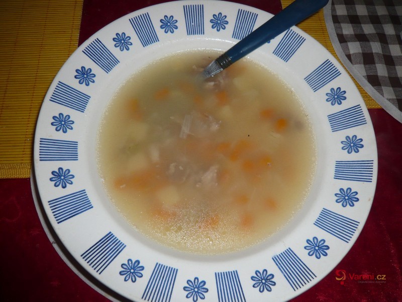 Polévka z kuřecích krků - fotografie 5