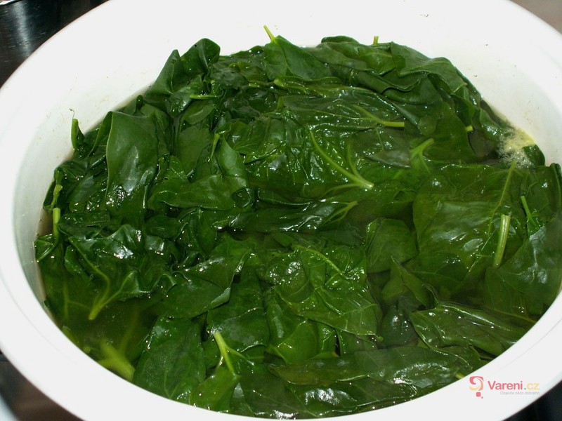 Zapečené kuře se špenátem - fotografie 3