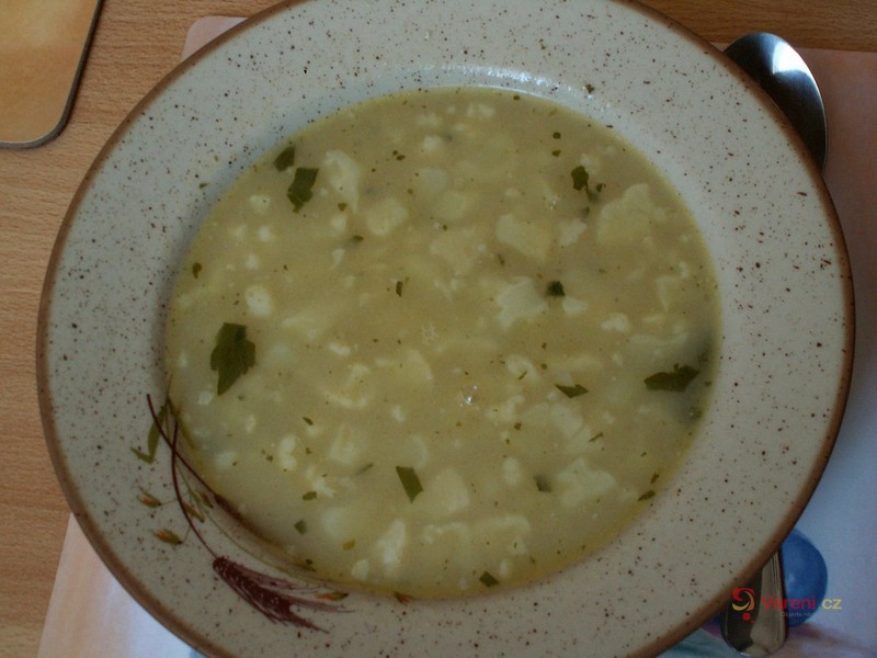 Květáková polévka se smetanou - fotografie 2