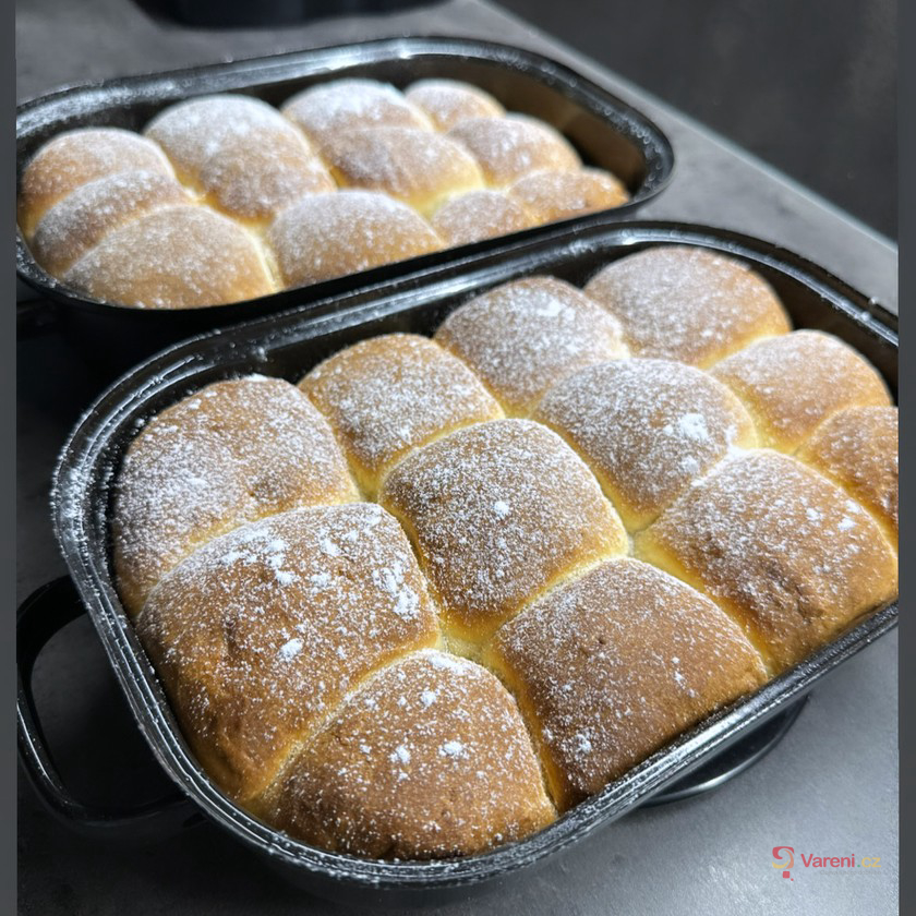 Kynuté buchty s tvarohem - fotografie 2