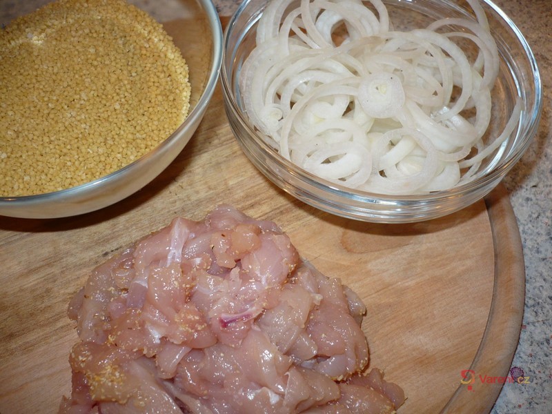 Kuskus se žampióny a kuřetem - fotografie 2