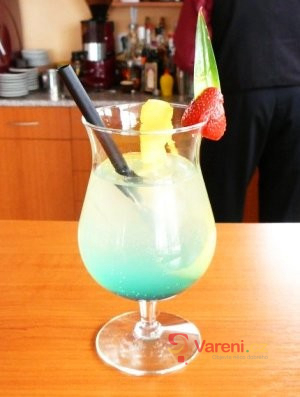 Koktejl black and white - fotografie 2