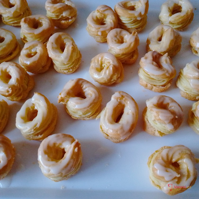 Pravé žloutkové věnečky - fotografie 2