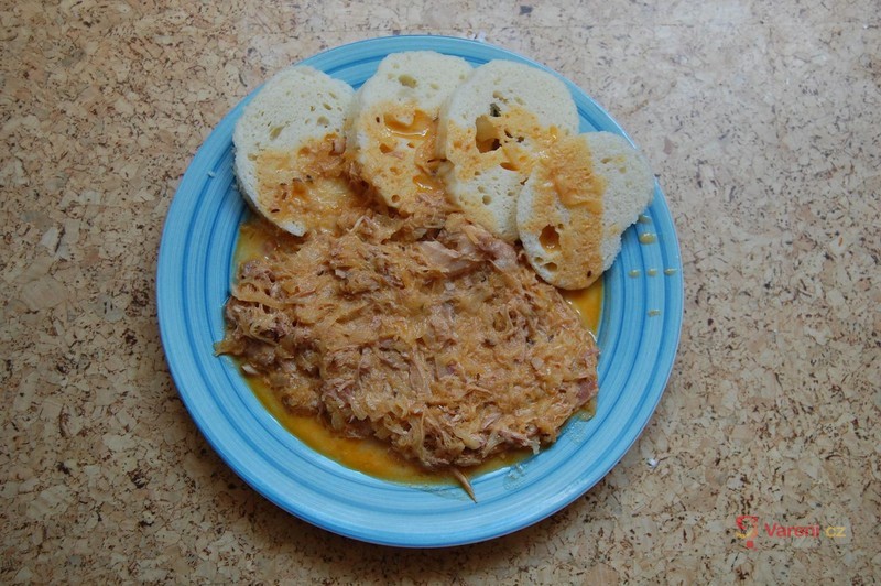 Králík v paprikovém zelí - fotografie 2