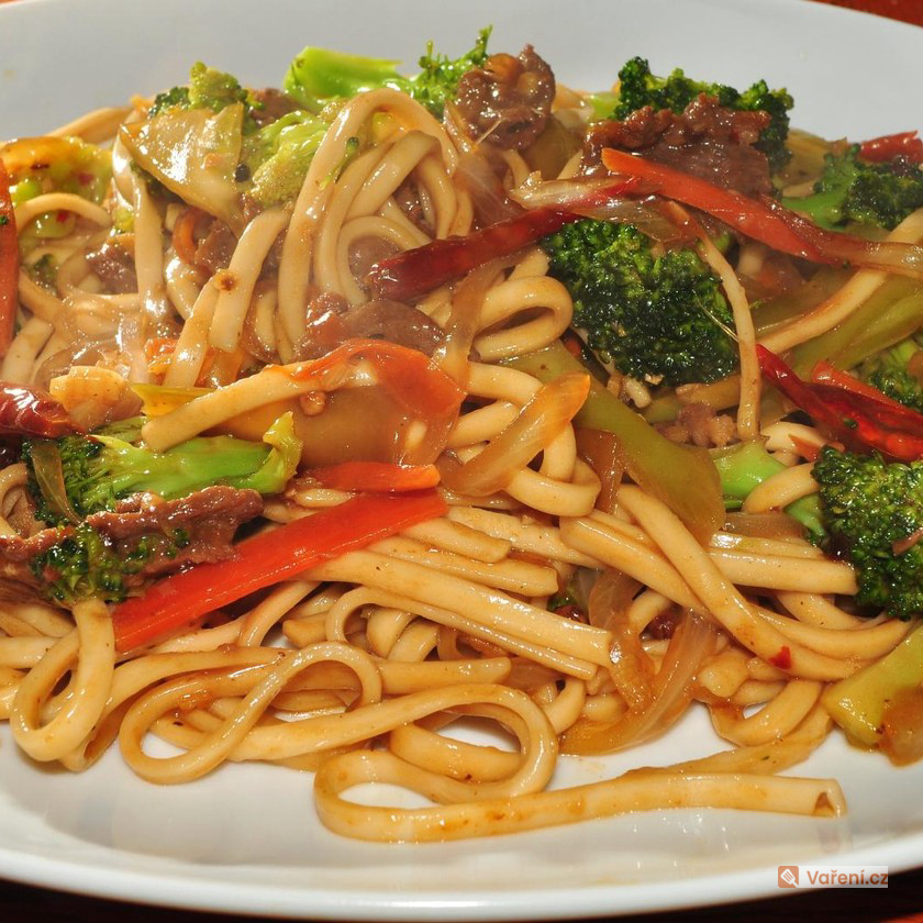 Špagety po thajsku