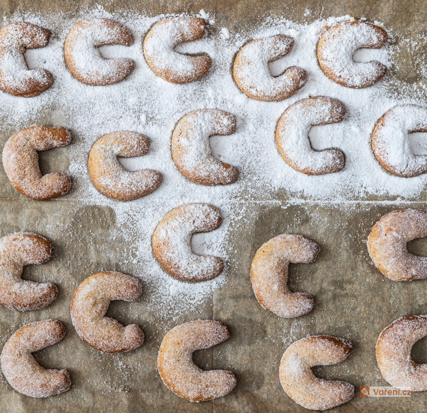 Babiččiny rohlíčky s ořechy